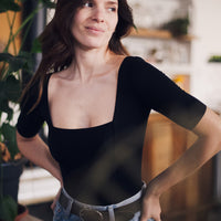 Ava